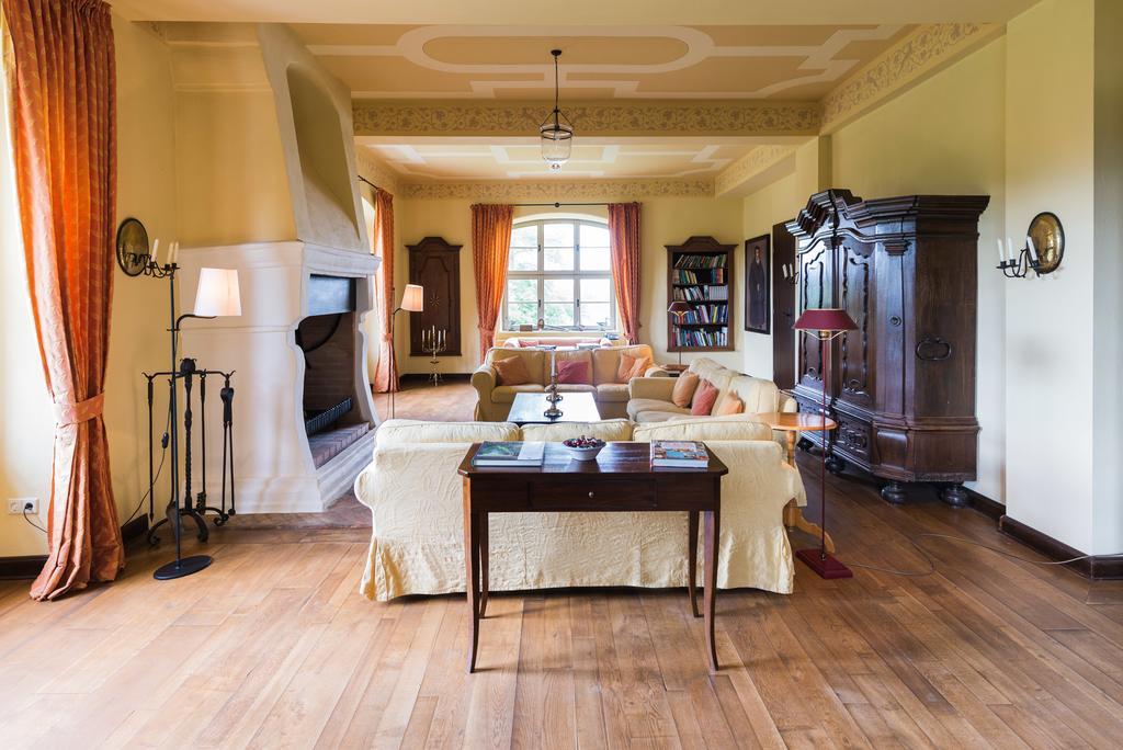 Hotel Schloss & Gut Ulrichshusen Εξωτερικό φωτογραφία