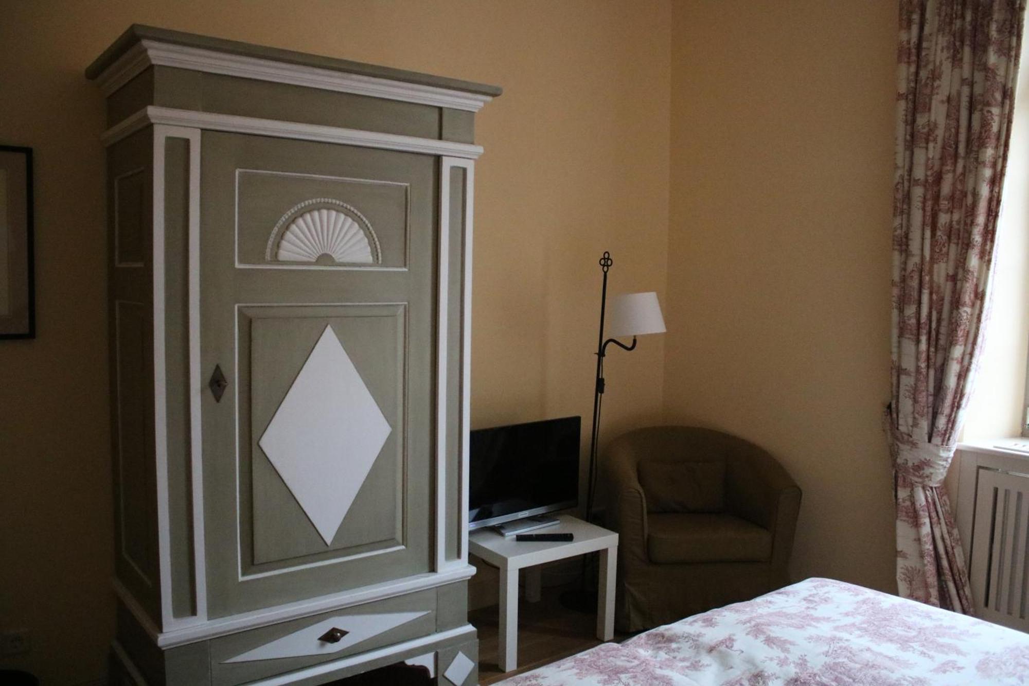 Hotel Schloss & Gut Ulrichshusen Εξωτερικό φωτογραφία